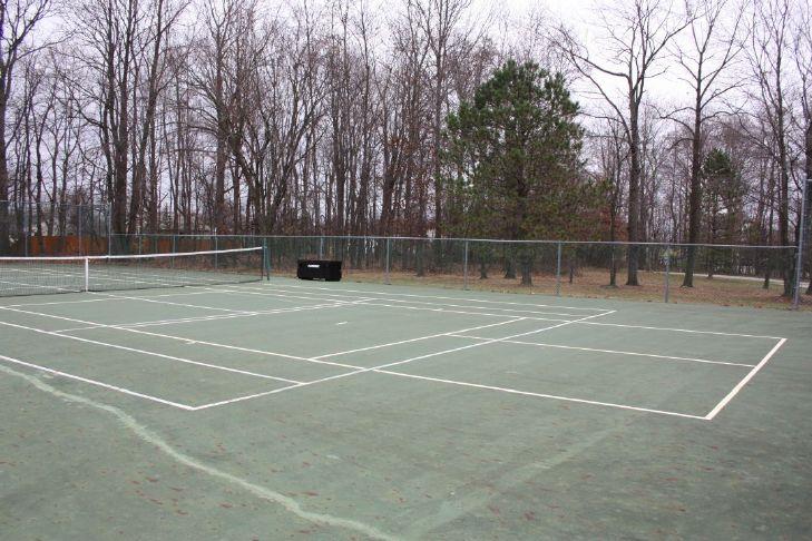 Installation of six pickleball courts in future for city of Medina and