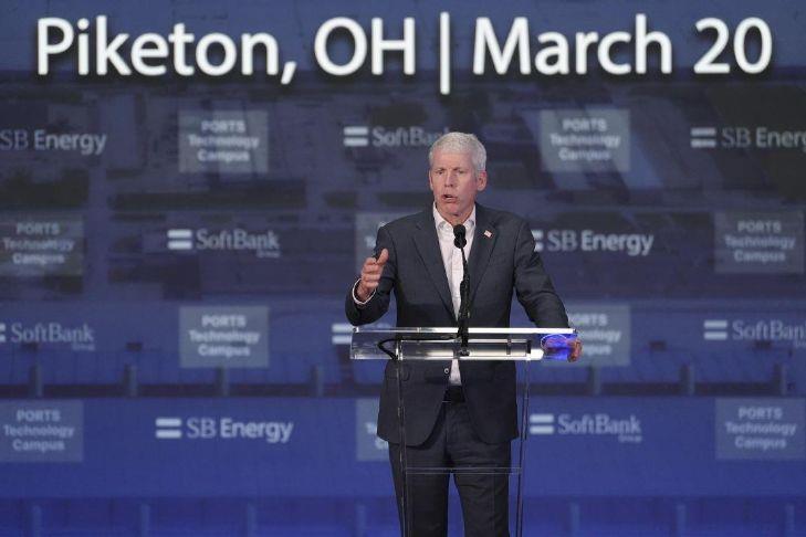 Trump officials announce 10-gigawatt data center, gas plants for