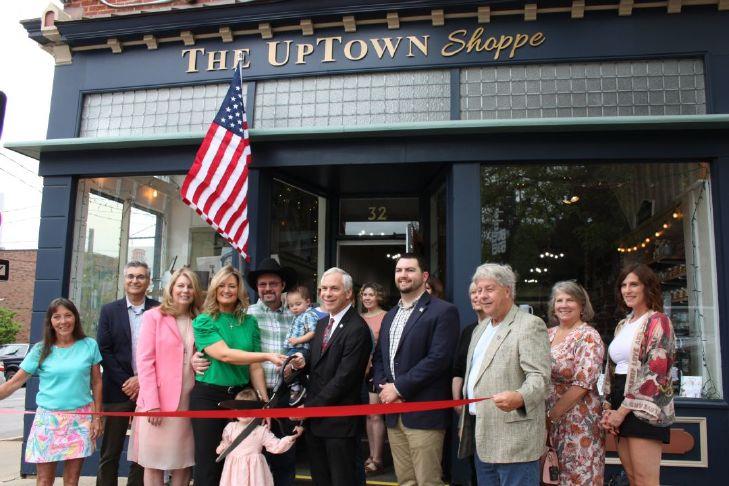 New Medina businesses welcomed with ribbon cuttings | Medina Gazette In ...