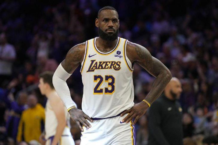Commentary: Lakers focused on keeping LeBron James | Chronicle Telegram  Unless they rename the franchise after him next, it's difficult to think of  anything more the Lakers could do to make sure