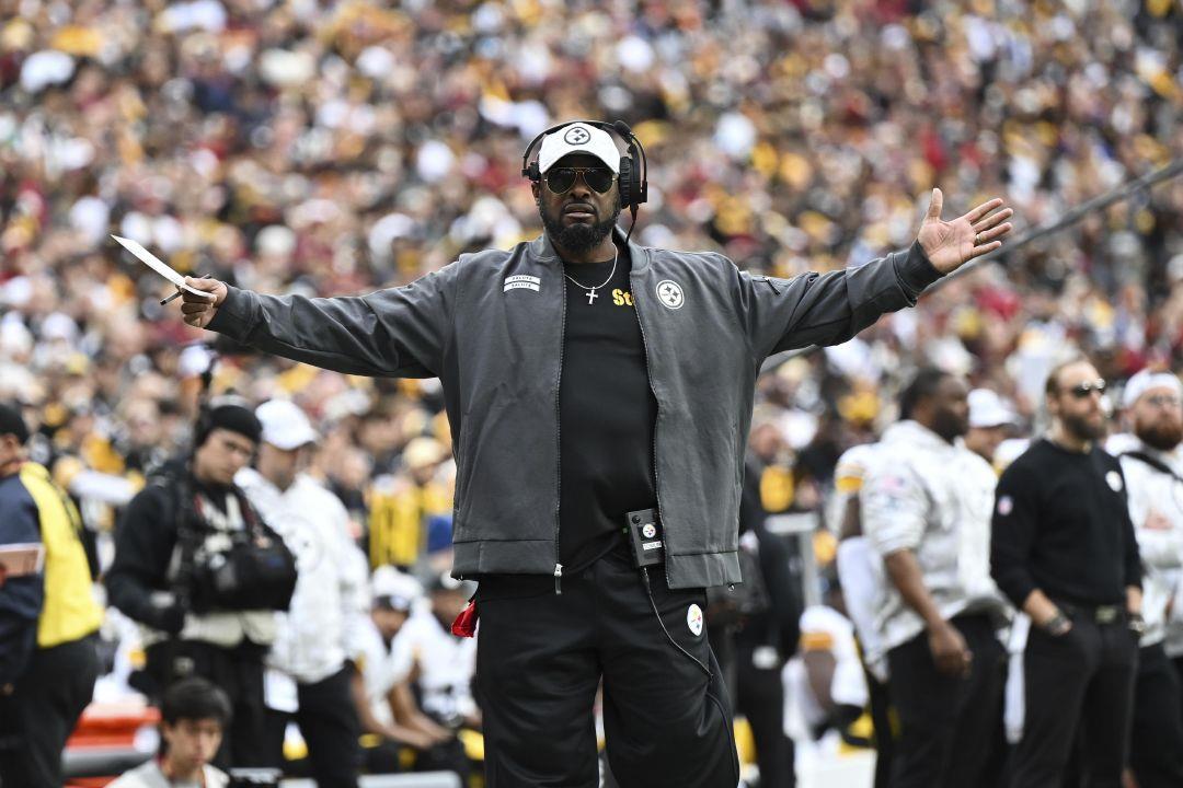 Pittsburgh Steelers head coach Mike Tomlin gestures from the sideline during the first half of an NFL football game against the Washington Commanders, Sunday, Nov. 10, 2024, in Landover, Md. | Medina Gazette