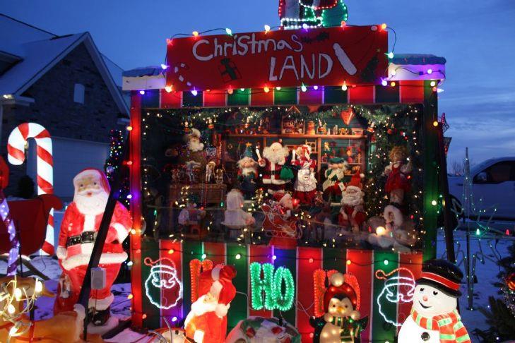 Licursi Creations Christmas Story brings holiday cheer, raises